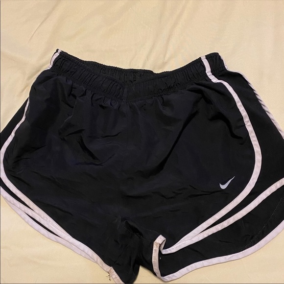 Nike Pants - Nike Shorts - M